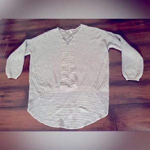 Wishlist high-low / cris-cross front sweater sz S/m